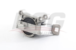 Опора двигателя FORD Focus (14-) передняя правая BSG BSG30700485, 3772401, CV6Z-6038-B