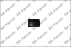 Накладка педали HYUNDAI Accent тормоза и сцепления МКПП MANDO DCC000225, 32825-24000